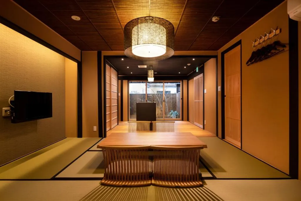 Tsumugi Inarian, Kyoto, Japan