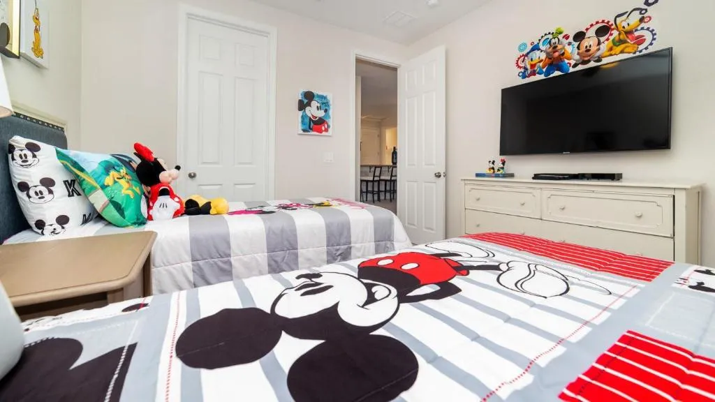 Beautiful Villa with Private Pool, Close to Disney, Orlando Villa 3298, Davenport, United States