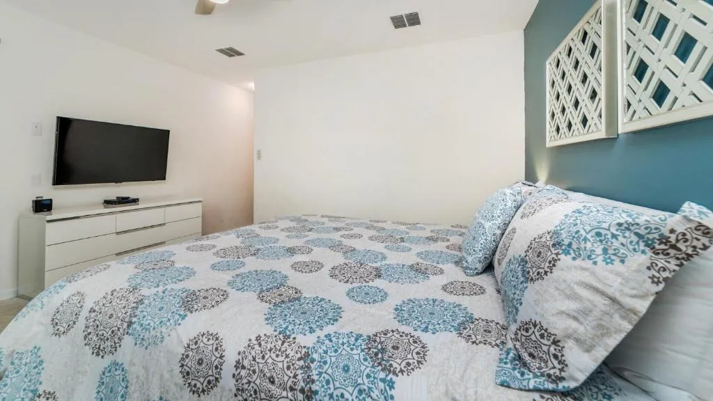 Beautiful Villa with Private Pool, Close to Disney, Orlando Villa 3365, Davenport, United States