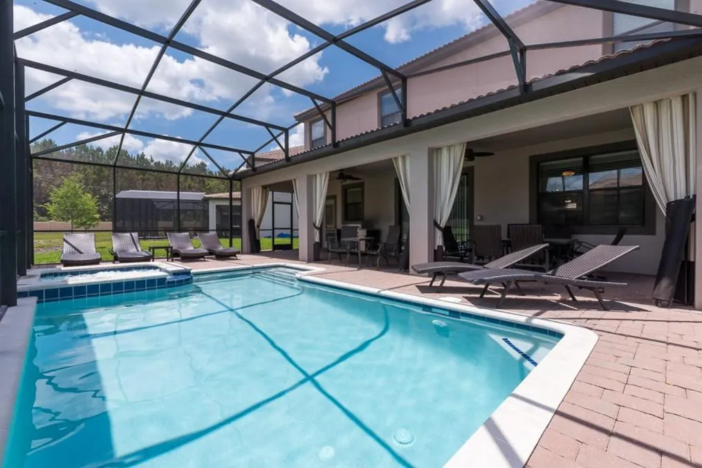 Champions Gate Villa Sleeps 16 with Pool, Davenport, United States