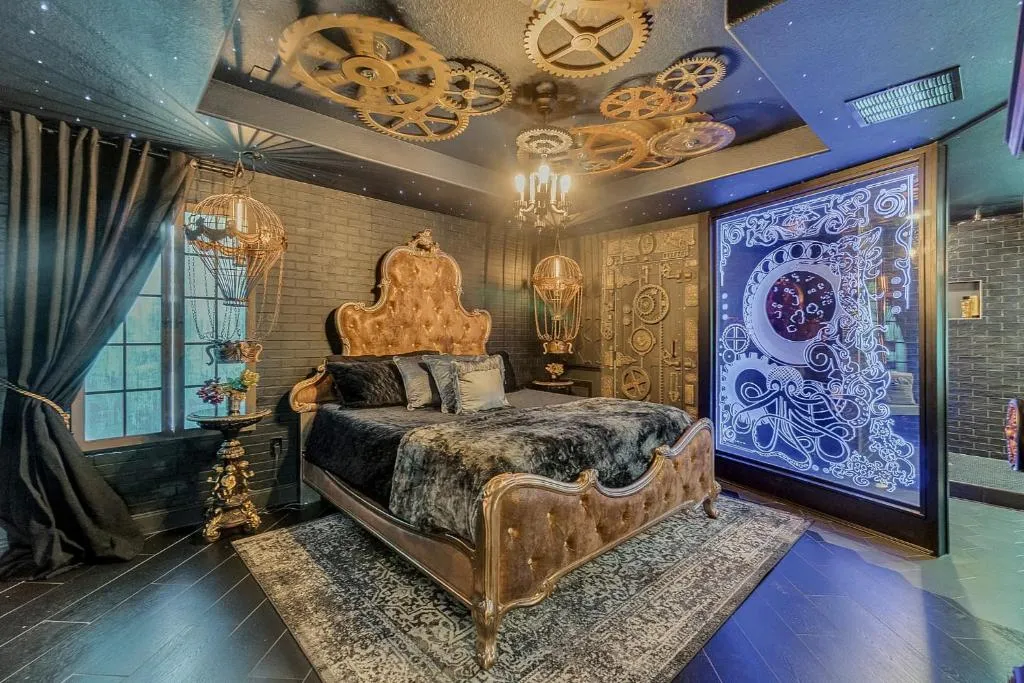 Davenport Villa Sleeps 12 with Pool Air Con and WiFi, Davenport, United States