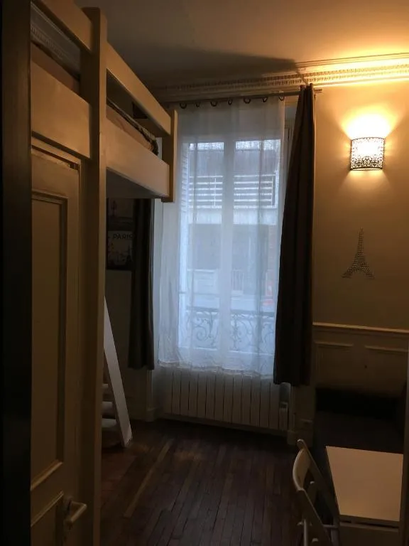 STUDIO 15ième, Paris, Franţa