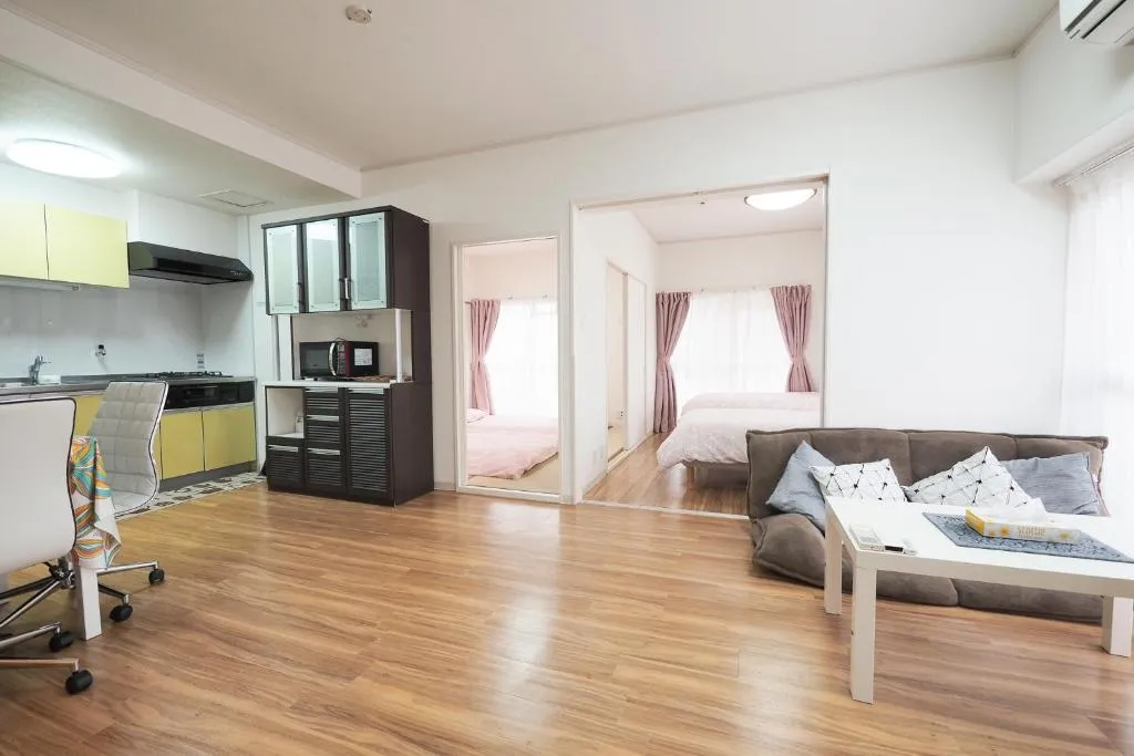 MK81 Nipponbashi Cozy suite, Higashiosaka, Japan