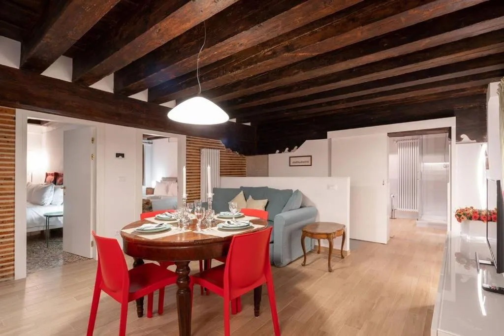 Rialto Bridge - Apartment Calle Raspi, Venice, Italy