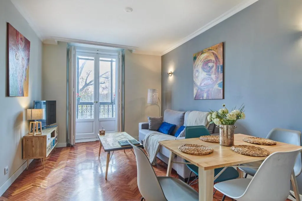 LEEWAYS APARTMENT in ALCALÁ 99 VIII, Madrid, Spania