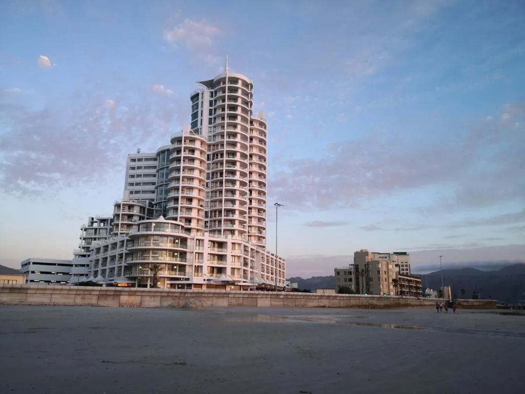 Hibernian Towers 1304 Luxury Self Catering Apartment Strand, Cape Town, South Africa