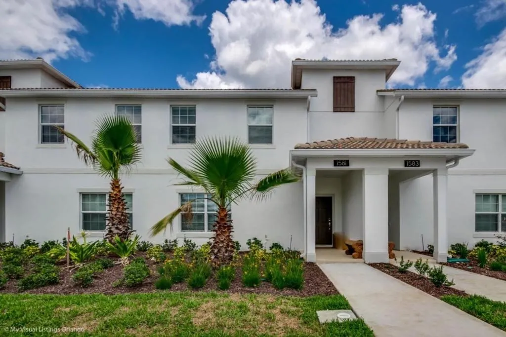 Champions Gate Jewel - 4 Bdm Townhome with Pool townhouse, Davenport, United States