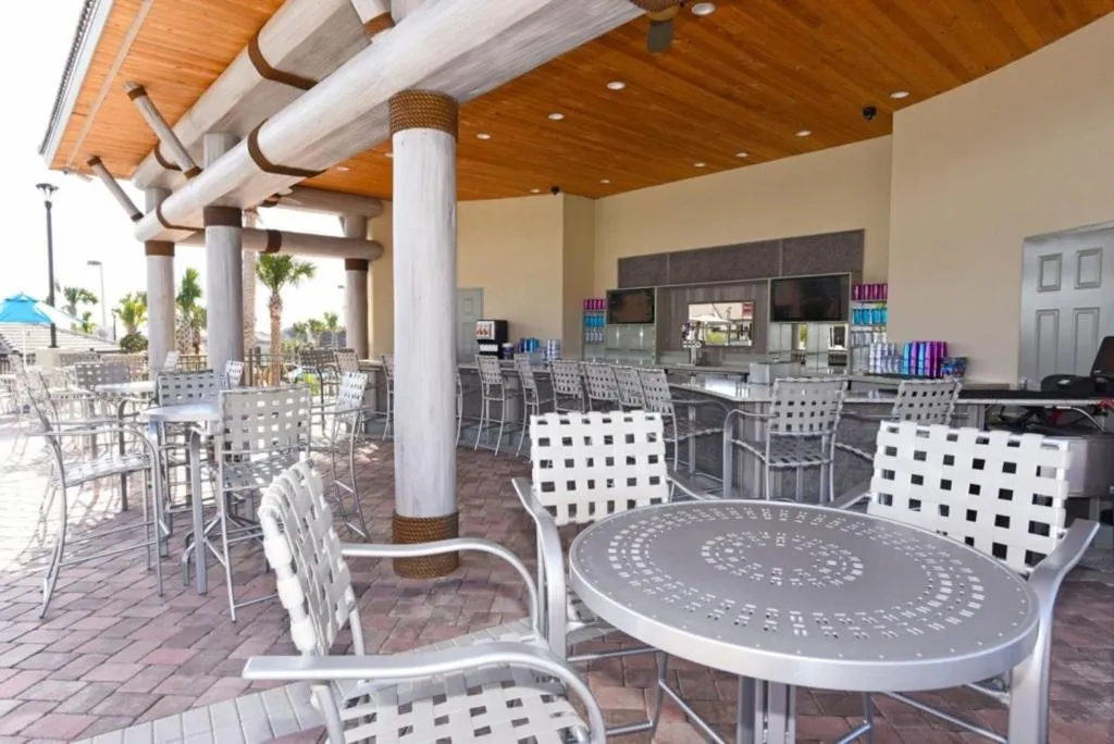 Ultimate Luxury Champions Gate 8 Bedroom - New villa, Davenport, United States