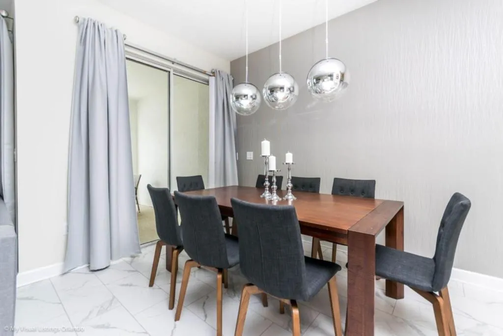 Modern Luxury in Champions Gate 4 Bdm townhouse, Davenport, Statele Unite ale Americii