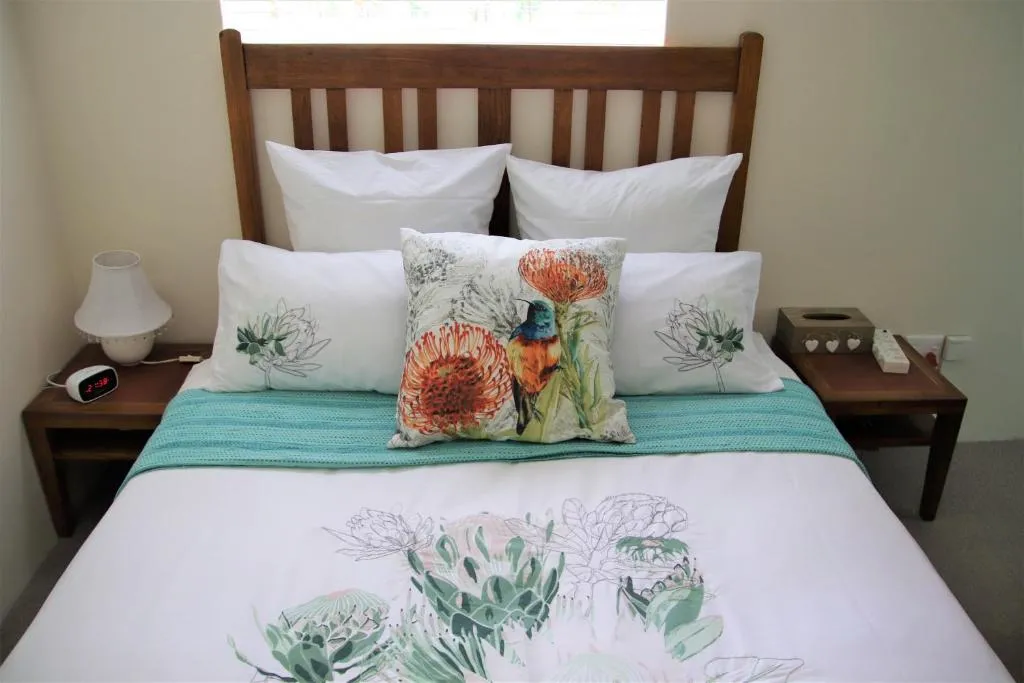 Dandelion Inn Self-catering Accomodation, Cape Town, South Africa