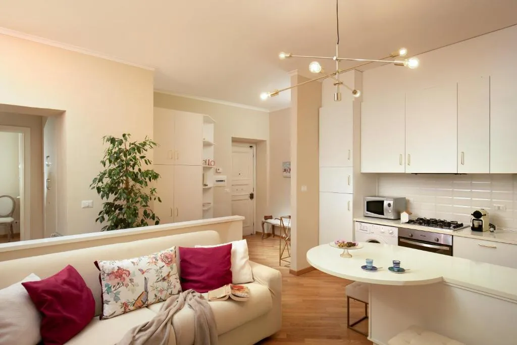Cozy Apt 5 near Piazza Navona - Daplace Apartments, Roma, Italia