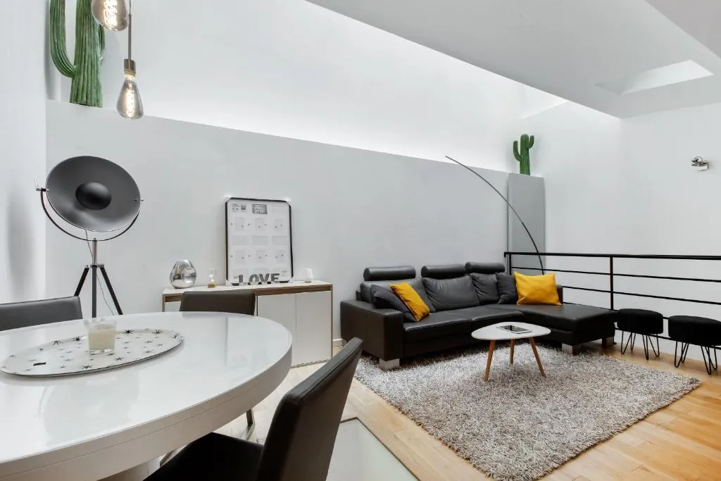 Wonderful design duplex in the heart of Paris -16th, Paris, France