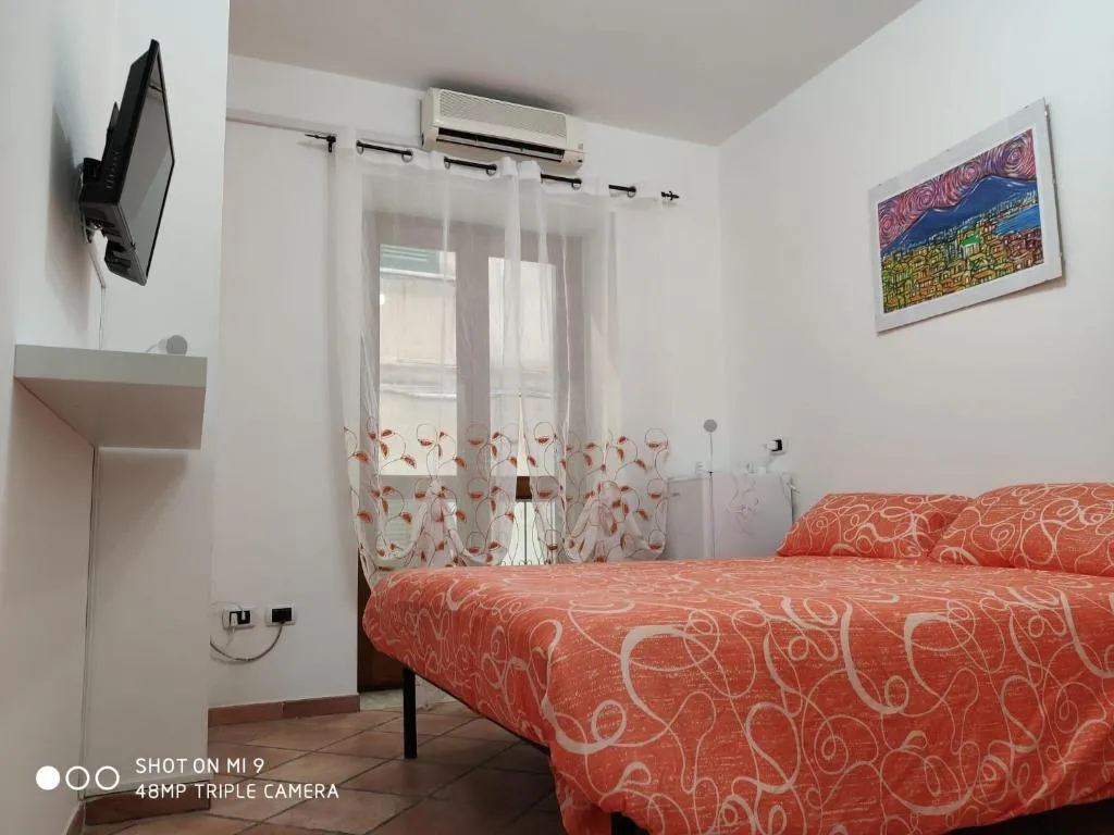 La dimora di bronzo B&B, Arzano, Italy