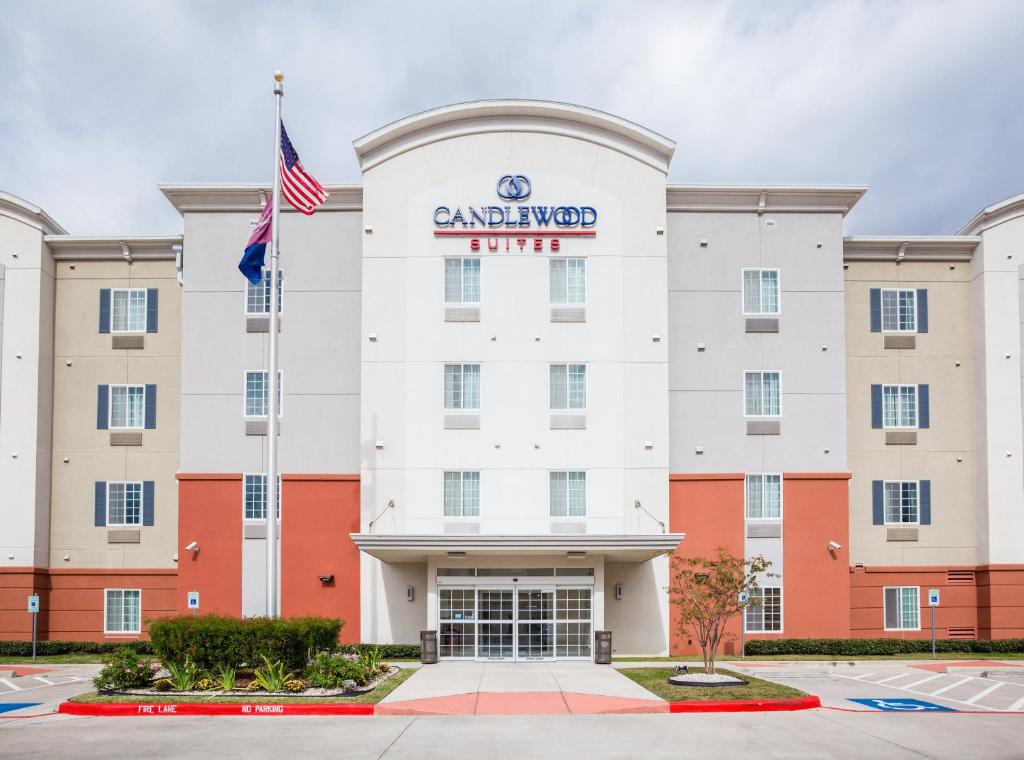 Candlewood Suites Houston I-10 East, an IHG Hotel