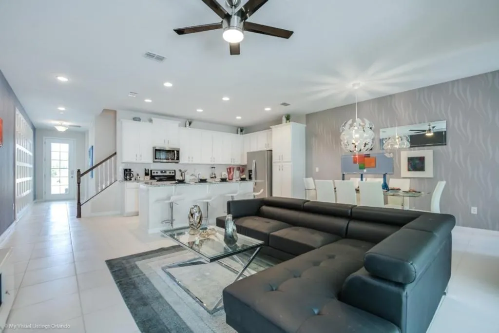 Unsurpassed 5 Bdm Townhome with private pool townhouse, Orlando, Statele Unite ale Americii