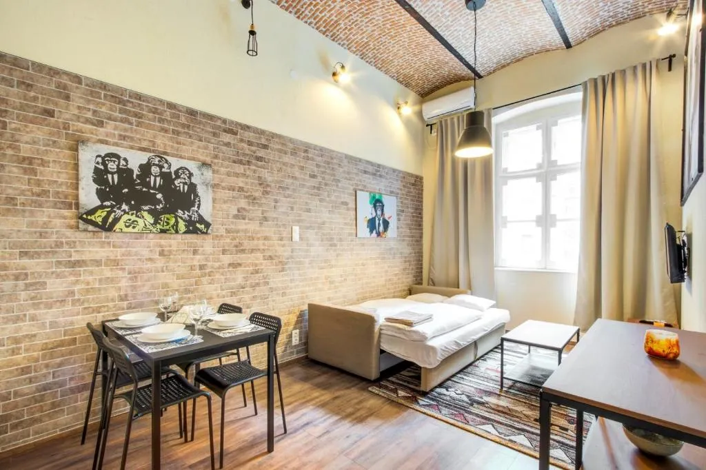d.Five Jewish Quarter Loft, Budapest, Hungary