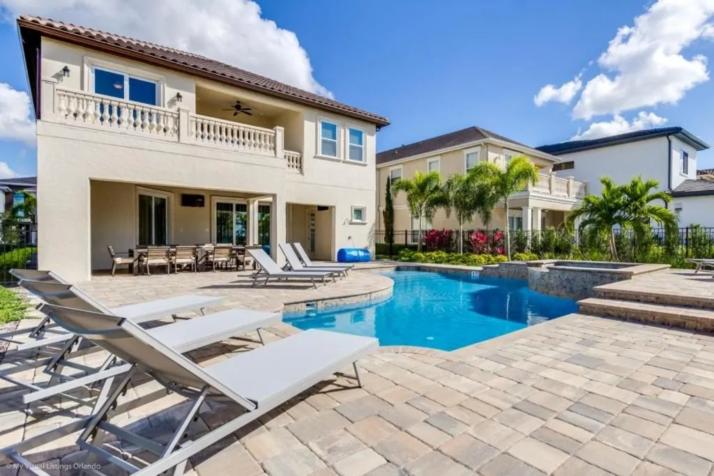 Refined Opulence - 7 Bedroom Villa in Renunion villa, Kissimmee, Statele Unite ale Americii
