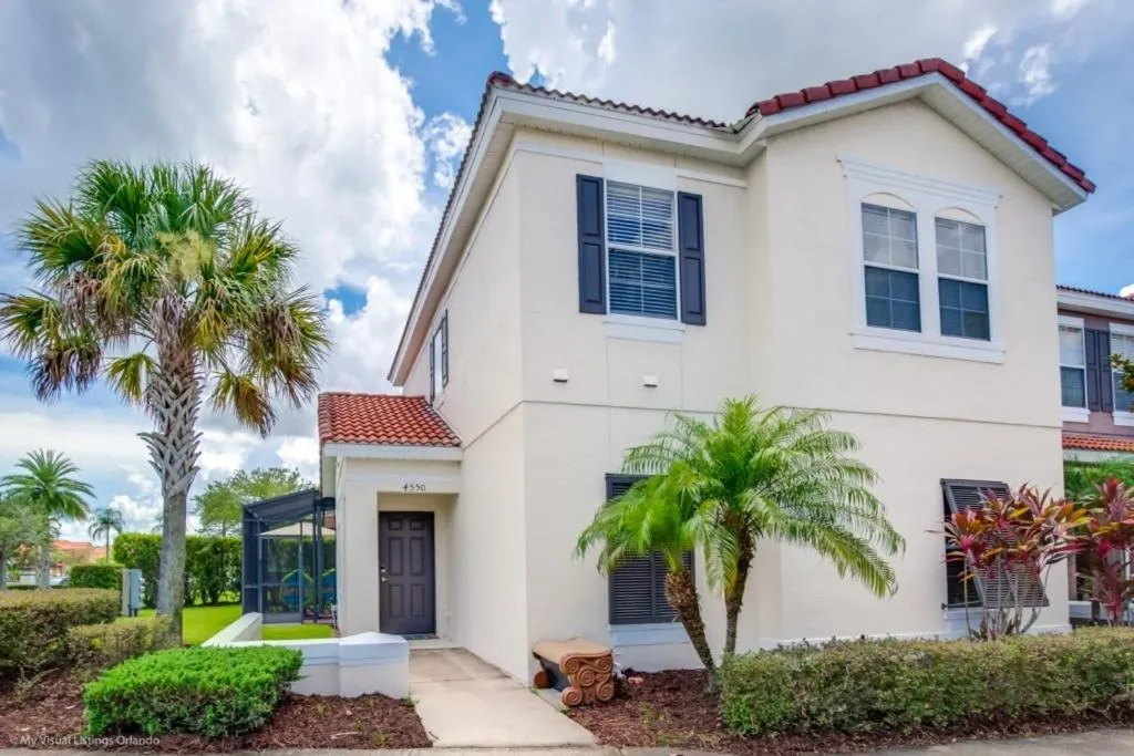 Spa like 4 bed town home with full size pool townhouse, Kissimmee, Statele Unite ale Americii