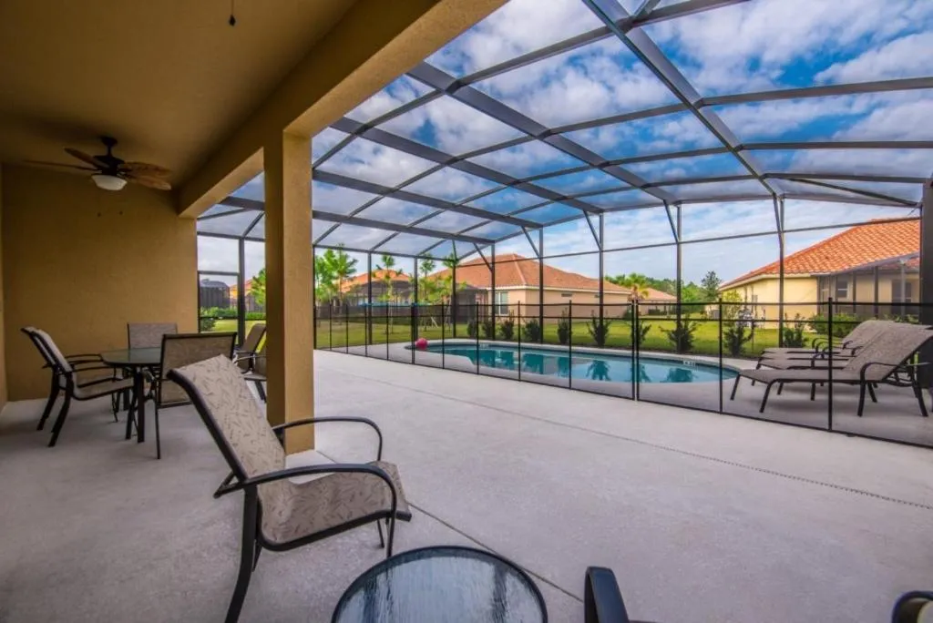 Desirable Solterra - 6 Bdm with Pool Spa villa, Davenport, Statele Unite ale Americii