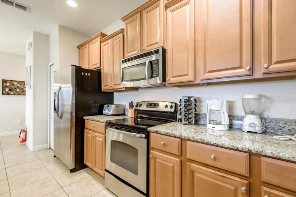 Sun Kissed 4 Bdm Townhome with pool townhouse, Kissimmee, Statele Unite ale Americii