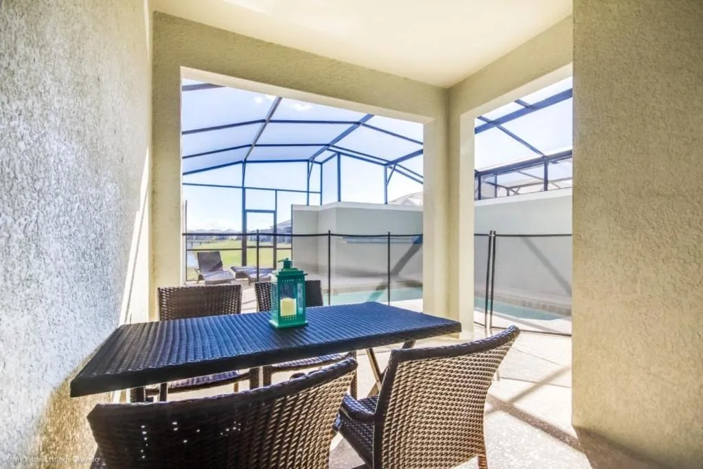 World Class - Storey Lake Villa - Sleeps 10 townhouse, Kissimmee, Statele Unite ale Americii