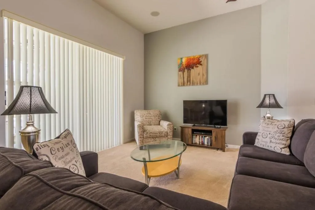 Pineview Highlands Reserve Villa** home, Davenport, United States