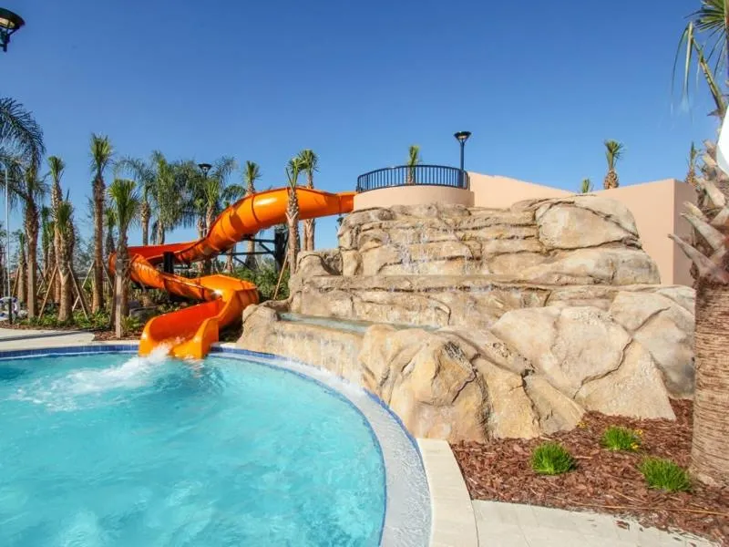 Trendy New 6 Bedroom Solterra Villa With Pool Spa villa, Davenport, United States
