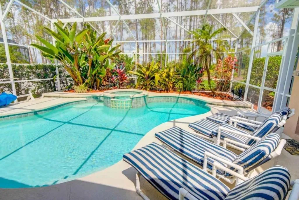 Ron's Highlands Reserve Villa** home, Davenport, United States