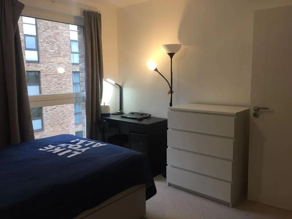 Double room with Gym and business centre in Surrey Quays, London, United Kingdom