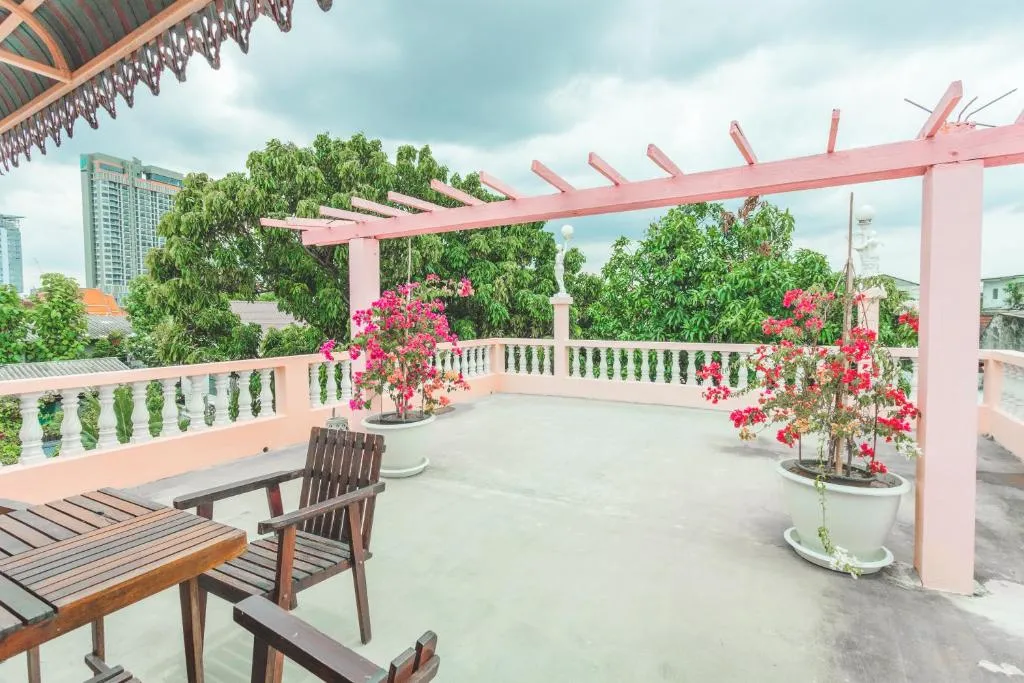 Gaiwandhanat Homestay, Bangkok, Thailand