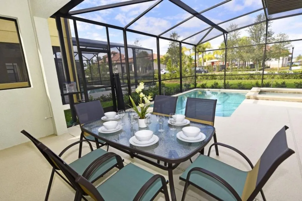 Award Winning Resort Style Features home, Davenport, Statele Unite ale Americii