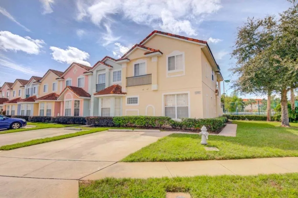 Johnny's Premier Fiesta Key Townhouse townhouse, Kissimmee, United States