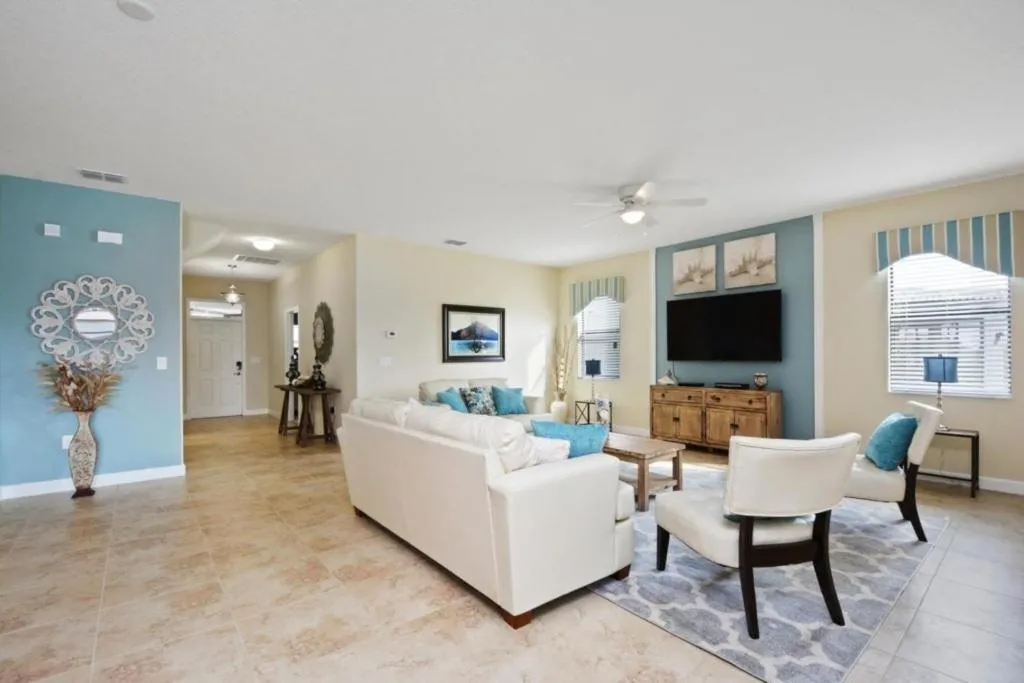 Champions Gate-1439SLTTRFJGIL home, Davenport, United States
