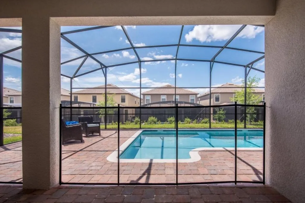 Champions Gate - Exquisite 4 Bdm Villa with Pool villa, Davenport, United States
