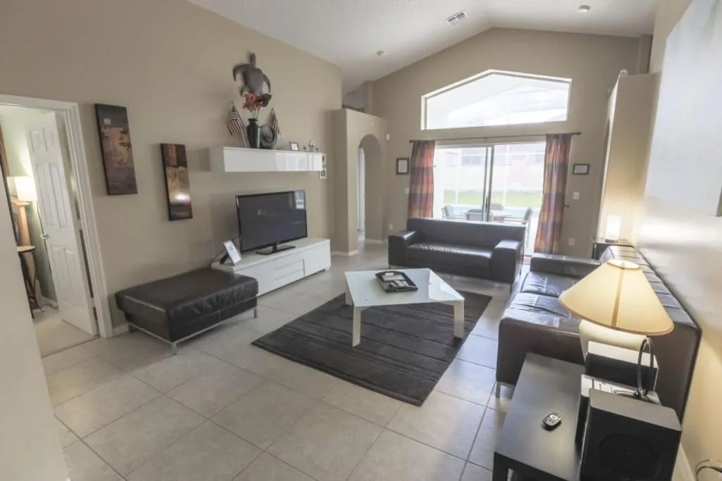 Maya's Charming Indian Creek Villa home, Kissimmee, United States