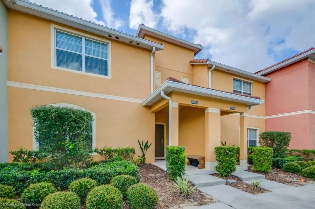 Paraise palms - 4 Bdm Townhome with private pool townhouse, Kissimmee, United States