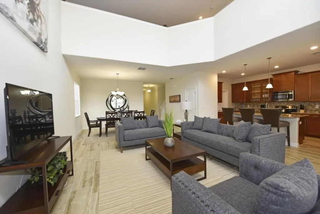 5 Bdms - A Vacation no one will forget home, Davenport, United States