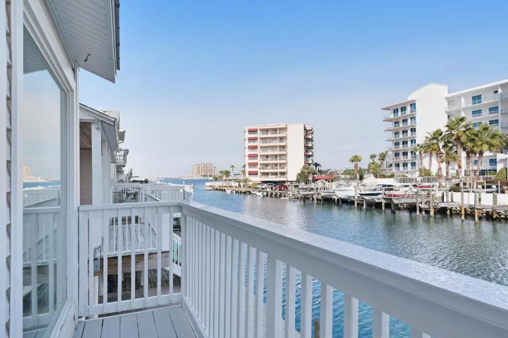 Canal Place #8, Destin (FL), United States