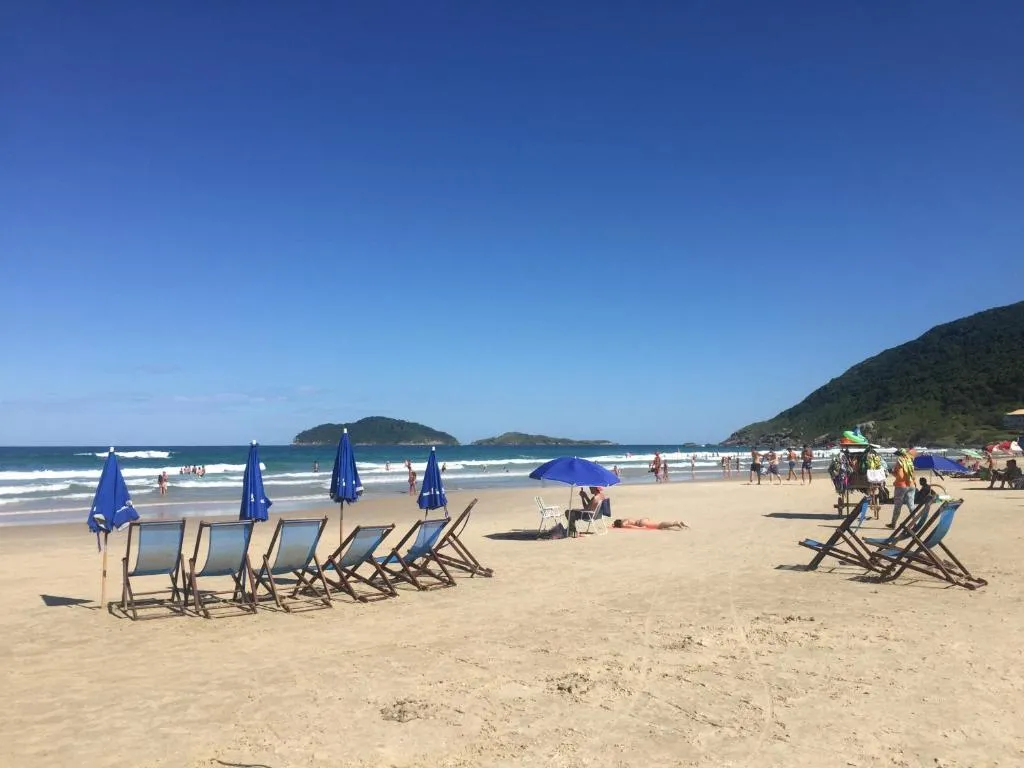 COSTÃO DAS GAIVOTAS: HOSPEDE -SE NO PARAÍSO, Florianópolis, Brazilia