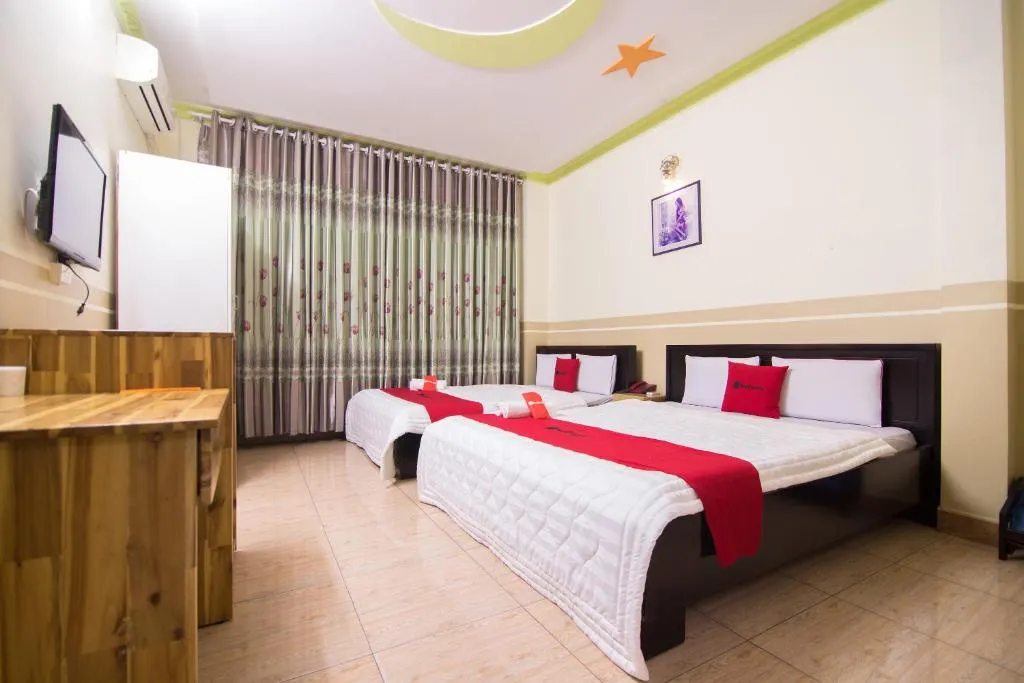 RedDoorz @ Le Hong Phong Street, Ho Chi Minh City, Vietnam