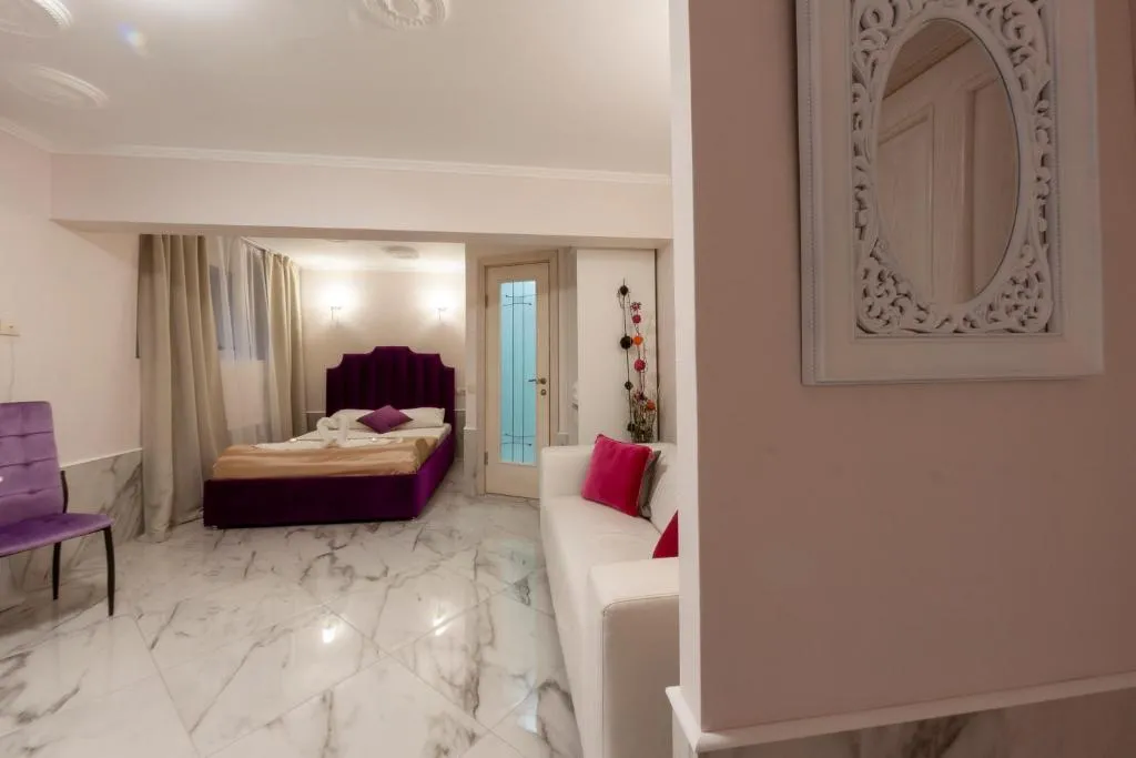 4 Rooms Hotel, Moscow, Russia