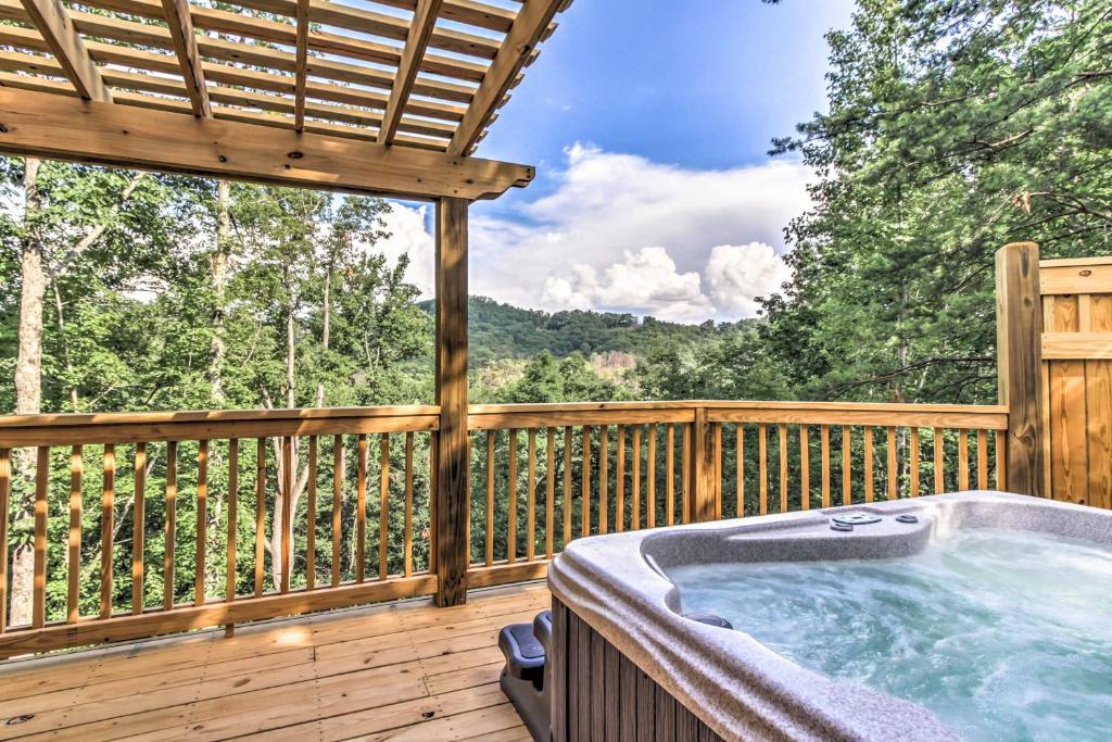 Private Sevierville Cabin with Mountain Views and Loft