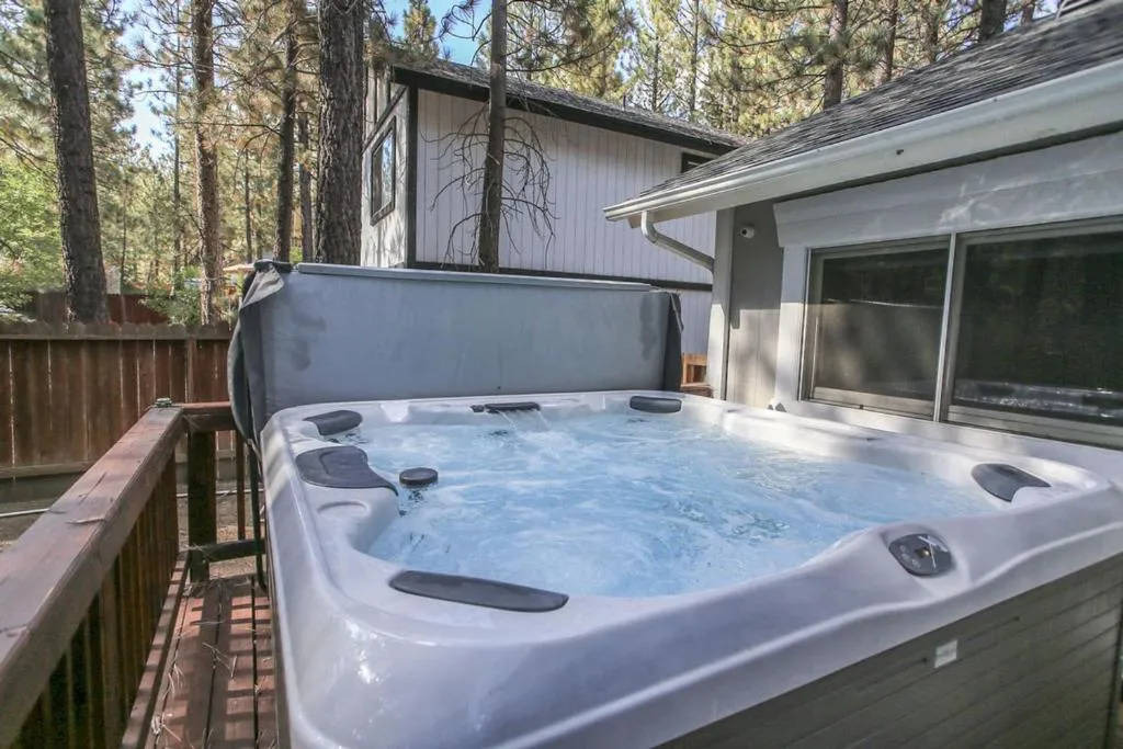 Stormy Bear-1681 by Big Bear Vacations, Big Bear Lake, Statele Unite ale Americii