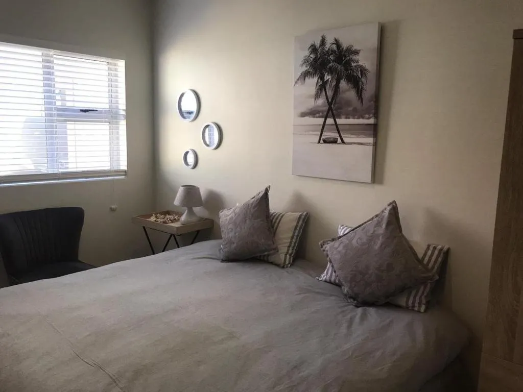 Nice & Cosy in West Beach Cape Town, Cape Town, South Africa