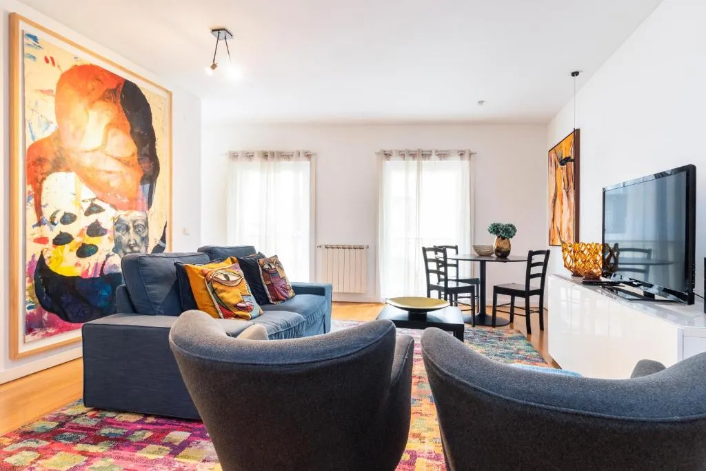 Bairro Alto Stylish one bedroom, Amadora, Portugal