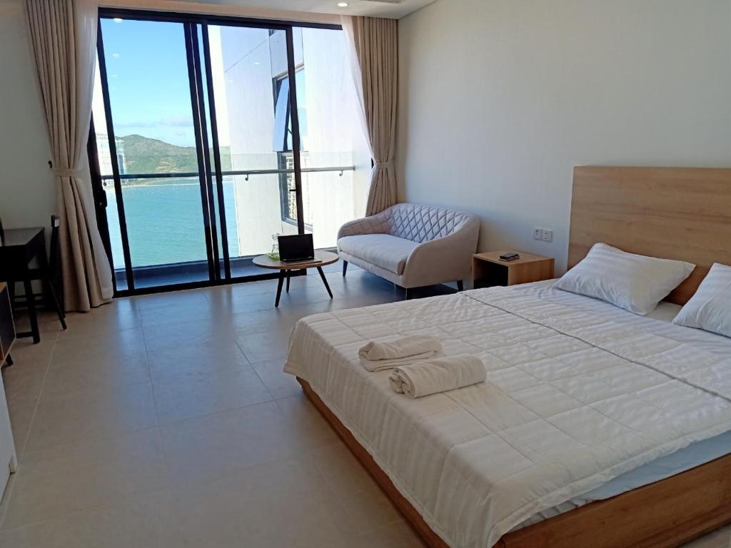 Scenia Bay apartment with seaview