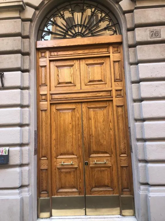 Room 76, Roma, Italy
