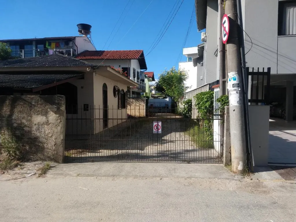 Apartamento 2 - Praia da Cachoeira, Florianópolis, Brazilia