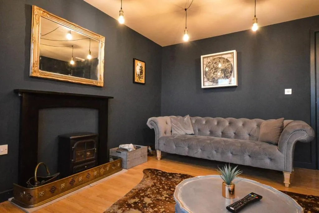 Contemporary 2 Bedroom Midland Mews Apartment, Bristol, United Kingdom