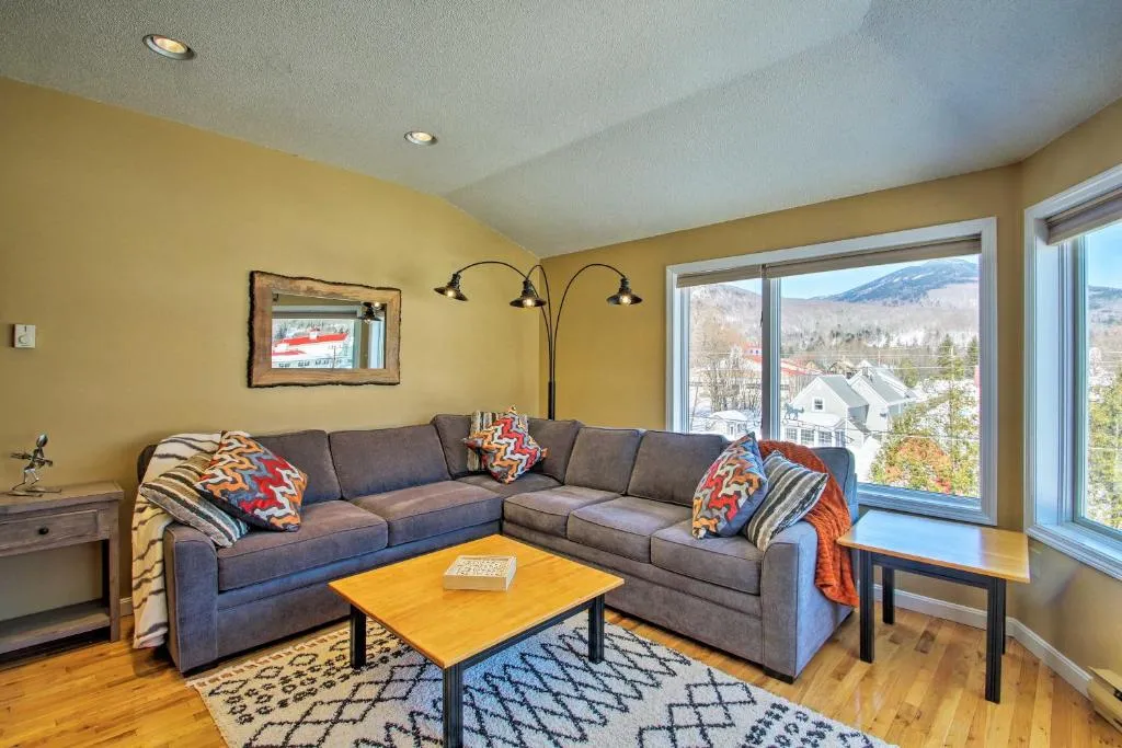 Lincoln Condo with Mtn Views 2 Miles to Ski Resort!, Lincoln, United States